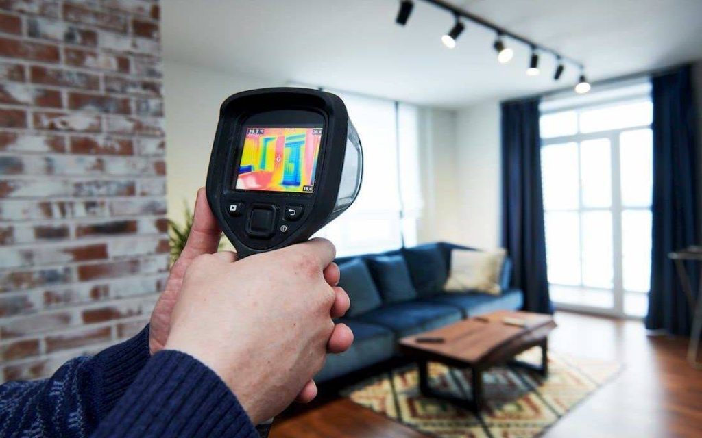 thermal imaging camera inspection of living room
